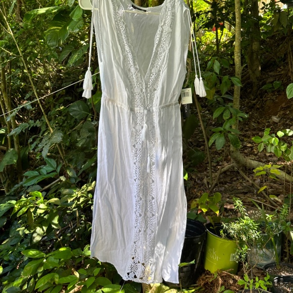 Bundle of Women’s clothing - Picture 5 of 6